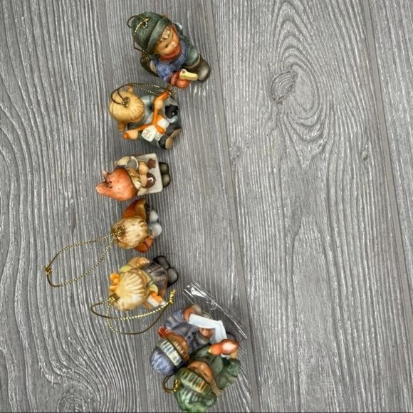 Vintage 1997 goebel Hummel lot of 6 Christmas ornaments children collectible - Picture 3 of 10
